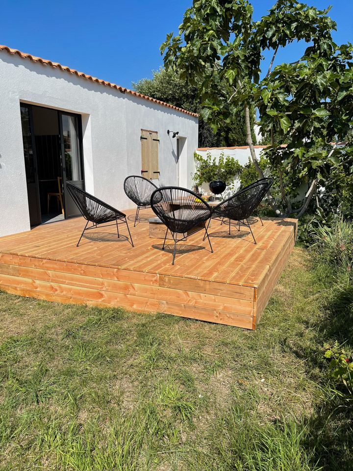 Réalisation de terrasse en bois Douglas