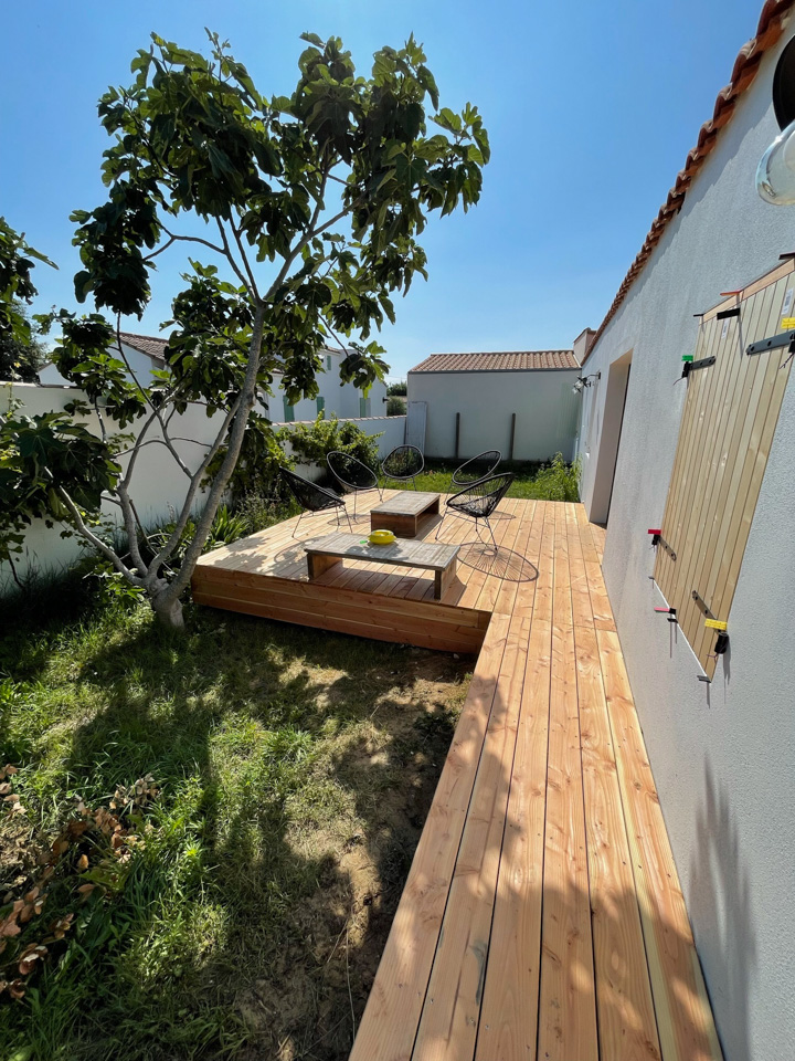 Réalisation de terrasse en bois Douglas